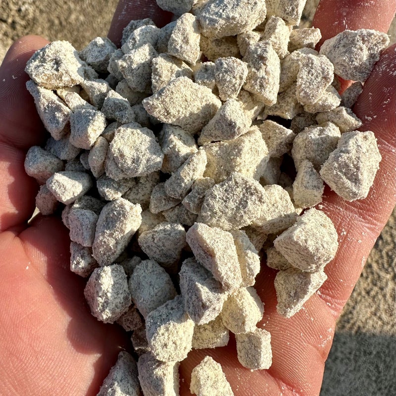 Gravillon 6/12 concassé calcaire blanc pour allée et massif décoratif