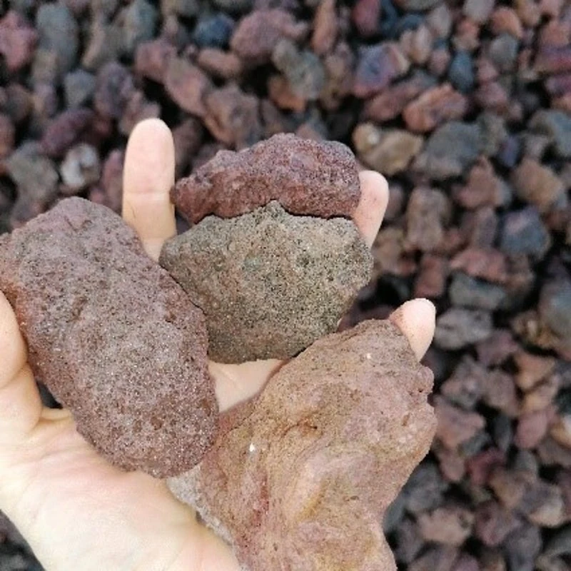 Pouzzolane volcanique rouge 25/50 pour drainage et paillage décoratif